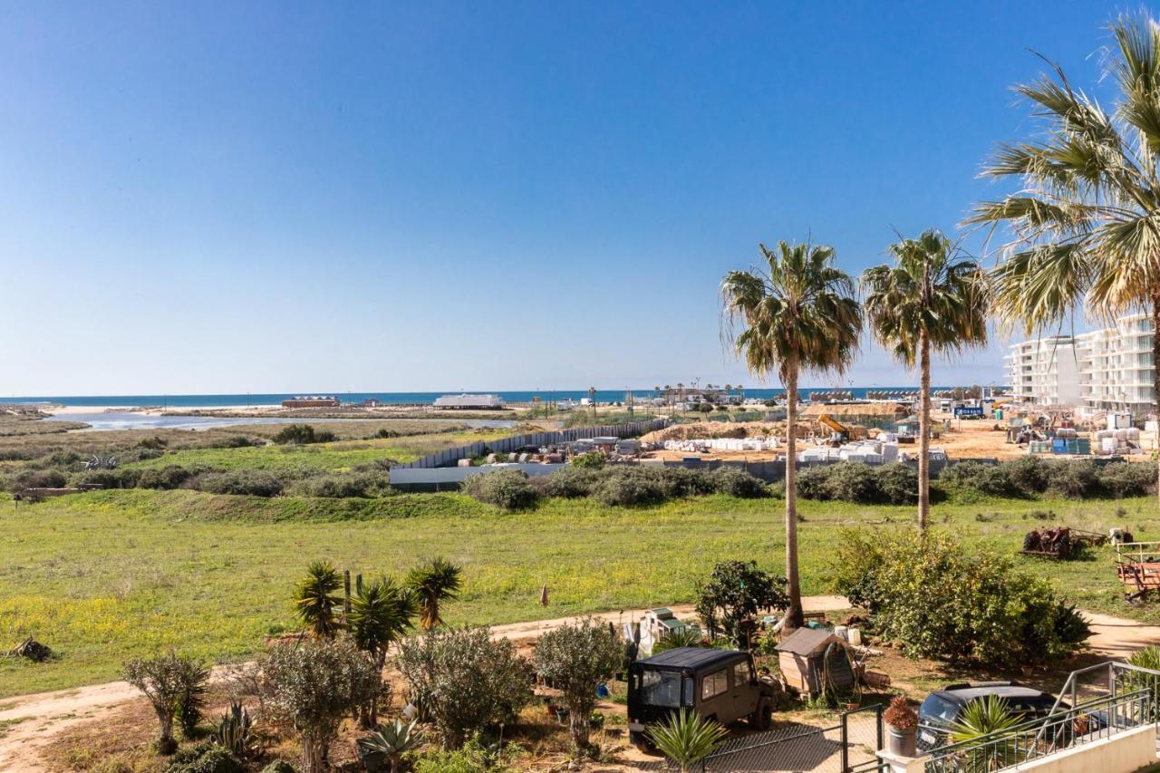 Beach Front View Armacao De Pera Flat Exterior photo